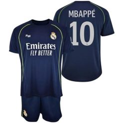 Real Madryt komplet koszulka spodenki junior Mbappe box granatowy. Niebieskie szorty sportowe Real Madrid, bez wzorów, z materiału, do piłki nożnej. Za 254.99 zł.