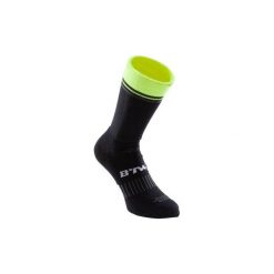 Skarpety Na Rower 900 Zimowe. Skarpetki marki B'TWIN. Za 39.99 zł.