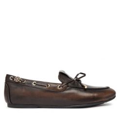 Mokasyny Guess. Brązowe mokasyny Guess, z aplikacjami. Za 544.99 zł.
