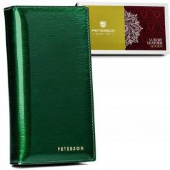 Portfel skórzany Peterson PTN 421431-SH zielony. Zielone portfele Peterson, bez wzorów, ze skóry. Za 115.89 zł.