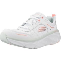 Tenisówki Skechers Model Dlux Walker 2.0 Kolor Biały. Białe trampki Skechers, bez wzorów, ze skóry, sportowe, bez zapięcia. Za 409.00 zł.