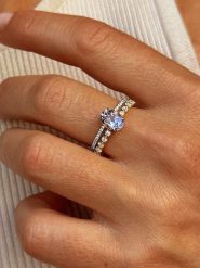 Les Petites Précieuses Pozłacany pierścionek z cyrkoniami i ametystem rozmiar: 54. Różowe pierścionki Les Petites Précieuses, z ametystem, pozłacane. Za 201.95 zł.