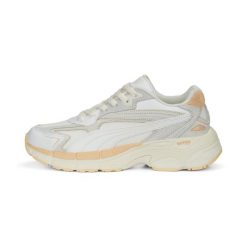 Buty Puma Teveris Nitro Thrifted Białe. Białe buty do biegania Puma, bez wzorów, z materiału, bez zapięcia, do biegania. Za 376.90 zł.