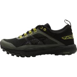 ASICS GECKO XT Obuwie do biegania Szlak four leaf clover/phantom/sulphur. Niebieskie buty treningowe marki comma casual identity, z materiału, casualowe. W wyprzedaży za 415.65 zł.