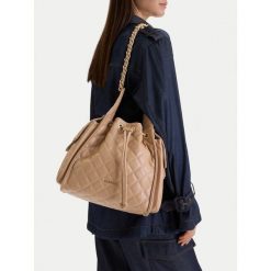 Torebka Badura. Brązowe torebki klasyczne Badura, bez wzorów, klasyczne, bez dodatków. Za 299.99 zł.