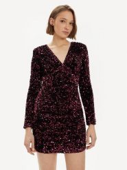 Gina Tricot Sukienka koktajlowa 21349 Bordowy Slim Fit. Czerwone sukienki Gina Tricot, xs, bez wzorów, z syntetyku, wizytowe, bez kołnierzyka, bez ramiączek. Za 279.99 zł.