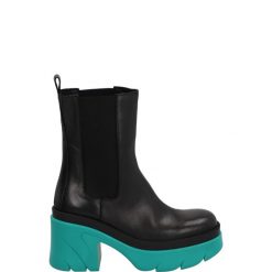 BOTKI DAMSKIE FA1001 NERO-MARI. Botki Venezia, bez wzorów, ze skóry, bez obcasa, bez zapięcia. Za 289.00 zł.
