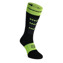 Skarpety narciarskie Compressport Alpine Ski Full Socks. Czarne skarpetki Compressport, bez wzorów. Za 177.99 zł.