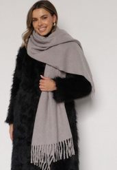 Szary Klasyczny Szalik Zdobiony Frędzlami Vetilana. Szare szaliki i kominy Born2be, z aplikacjami, z jeansu, biznesowe. Za 44.99 zł.