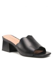 Lasocki Klapki U704 Czarny. Czarne klapki Lasocki, bez wzorów, ze skóry, bez obcasa, bez zapięcia. Za 229.99 zł.