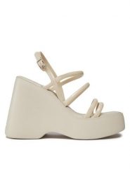 Melissa Sandały Melissa Jessie Platform Ad 33994 Beżowy. Brązowe sandały Melissa, bez wzorów, z tworzywa sztucznego, bez obcasa, na koturnie, bez zapięcia. Za 419.99 zł.