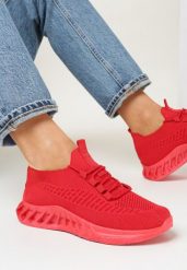 Czerwone Buty Sportowe Telephotis. Czerwone buty treningowe Born2be, bez wzorów, bez zapięcia, na fitness i siłownię. W wyprzedaży za 55.99 zł.