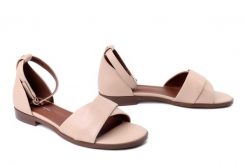 MACIEJKA K7459-04/00-1 beż, sandały damskie. Brązowe sandały Maciejka, bez wzorów, z gumy, bez obcasa, bez zapięcia. Za 237.92 zł.