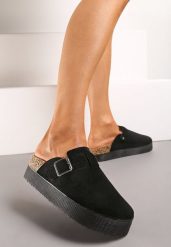 Czarne Klapki Mule w Stylu Chodaków na Grubej Podeszwie z Korka Correlia. Czarne klapki Renee, bez wzorów, bez obcasa, na płaskiej podeszwie, bez zapięcia. Za 39.99 zł.