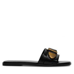 Klapki Badura. Czarne klapki Badura, bez wzorów, bez obcasa, bez zapięcia. Za 159.99 zł.