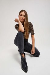 Jeansy skinny z postrzępionymi nogawkami grafitowe. Szare jeansy MOODO, l, bez wzorów, z bawełny. W wyprzedaży za 74.99 zł.