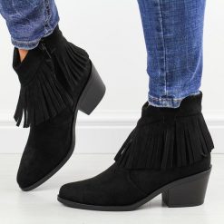 Czarne jesienne botki damskie, kowbojki z frędzlami S.Barski 127. Czarne botki S.BARSKI, bez wzorów, z zamszu, boho, bez obcasa, na obcasie, bez zapięcia. Za 219.00 zł.