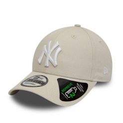 Czapka z daszkiem New Era MLB New York Yankees. Białe czapki z daszkiem New Era, bez wzorów, z poliesteru, biznesowe. Za 167.50 zł.
