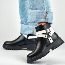 Botki damskie ocieplane workery z paskami czarne 250043BW-PU. Czarne botki marka niezdefiniowana, z aplikacjami, bez obcasa, bez zapięcia. Za 135.99 zł.