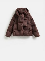 Pikowana kurtka z wiązaniem - ciemnobrązowy. Brązowe kurtki Reserved, l, bez wzorów, z tkaniny, bez kaptura. Za 299.99 zł.