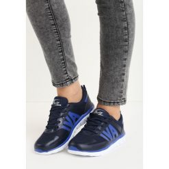 Granatowe Buty Sportowe Iva. Buty sportowe lifestyle marki KALENJI. Za 59.99 zł.