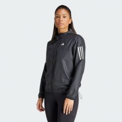 Kurtka Own The Run. Czarne kurtki adidas, xs, bez wzorów, z materiału, bez kaptura. W wyprzedaży za 223.72 zł.