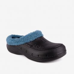 Damskie sandały zimowe Coqui Husky. Czarne sandały Coqui, bez wzorów, z materiału, eleganckie, bez obcasa, bez zapięcia. Za 134.99 zł.