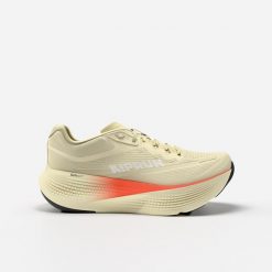 Buty do biegania damskie Kiprun Kipride Max. Czarne buty do biegania KIPRUN, bez wzorów, z materiału, bez zapięcia, do biegania. Za 599.99 zł.