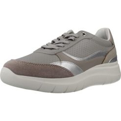 Buty GEOX PLUMMERY Beżowy. Brązowe trekkingi Geox, bez wzorów, ze skóry, bez zapięcia, trekkingowe. Za 366.99 zł.