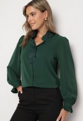 Ciemnozielona Koszula ze Stójką i Koronkowymi Aplikacjami Zeanissa. Zielone koszule Born2be, l, z aplikacjami, z koronki, eleganckie, bez kołnierzyka, bez ramiączek. W wyprzedaży za 127.49 zł.