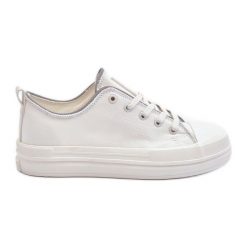 Damskie Trampki Big Star NN274850 Białe. Białe trampki bez wzorów, z materiału, eleganckie, bez zapięcia. Za 224.56 zł.