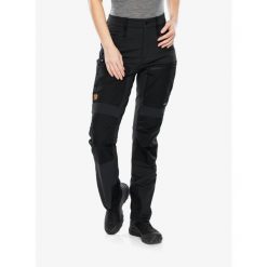 Spodnie trekkingowe damskie Fjallraven Keb Agile Winter Trousers. Czarne spodnie narciarskie Fjällräven, bez wzorów, narciarskie. Za 1,001.99 zł.