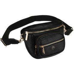 Czarna saszetka damska ze skóry ekologicznej, zamykana suwakiem i zawieszona na regulowanym pasku - Peterson. Czarne nerki i saszetki Peterson, bez wzorów, ze skóry ekologicznej, bez dodatków. Za 71.99 zł.