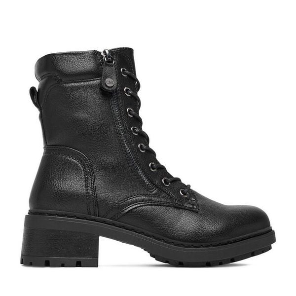 Trzewiki Clara Barson. Czarne botki Clara Barson, bez wzorów, bez obcasa, na płaskiej podeszwie, bez zapięcia. Za 109.99 zł.