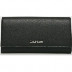 Calvin Klein - Portfel. Portfele marki Calvin Klein. W wyprzedaży za 239.90 zł.