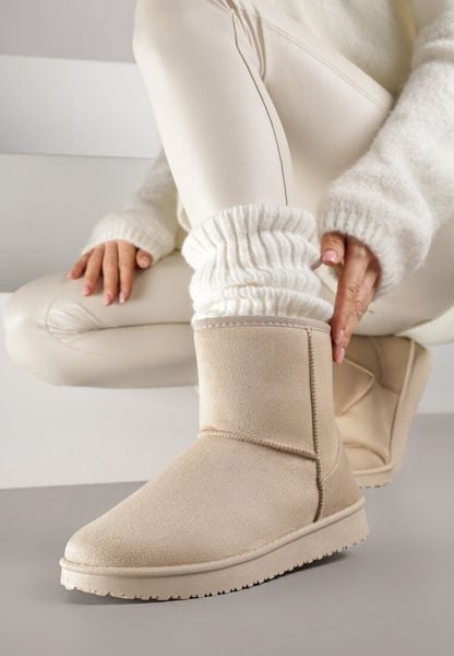 Beżowe Śniegowce z Przeszyciami po Bokach Retena. Brązowe śniegowce Renee, bez wzorów, z jeansu, bez zapięcia. Za 79.99 zł.