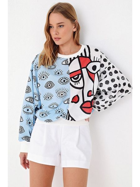 Trendyol Bluza w kolorze błękitno-biało-czerwonym rozmiar: S. Białe bluzy Trendyol, s, bez wzorów, z bawełny, bez kaptura. Za 100.75 zł.