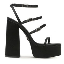 Sandały Steve Madden. Czarne sandały Steve Madden, bez wzorów, bez obcasa, na słupku, bez zapięcia. Za 349.99 zł.