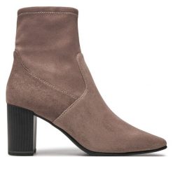 Botki Caprice. Brązowe botki Caprice, bez wzorów, bez obcasa, na słupku, bez zapięcia. Za 259.99 zł.