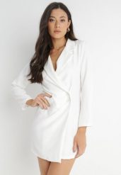 Biała Sukienka Ionitheme. Białe sukienki Born2be, l, bez wzorów, eleganckie, bez kołnierzyka, bez ramiączek, mini, kopertowe. W wyprzedaży za 93.49 zł.
