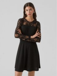 Vero Moda Sukienka codzienna 10296124 Czarny Regular Fit. Czarne sukienki Vero Moda, na co dzień, xs, bez wzorów, z syntetyku, bez kołnierzyka, bez ramiączek, proste. Za 119.99 zł.