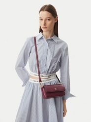 Tommy Hilfiger Torebka Th Icon Camera Bag AW0AW18721 Bordowy. Czerwone listonoszki Tommy Hilfiger, bez wzorów, ze skóry, bez dodatków. Za 489.99 zł.