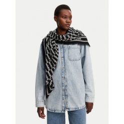 Chusta HUGO. Czarne chusty Hugo, bez wzorów. Za 259.99 zł.