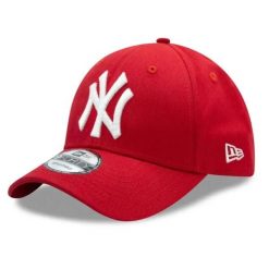 Czapka baseballowa New York Yankees. Białe czapki z daszkiem New Era, bez wzorów. Za 231.50 zł.