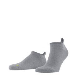 Skarpety Falke Cool Kick. Niebieskie skarpetki Falke, bez wzorów, z materiału. Za 109.50 zł.