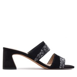 Klapki Caprice. Czarne klapki Caprice, bez wzorów, bez obcasa, bez zapięcia. Za 299.99 zł.