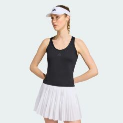 KOSZULKA BEZ RĘKAWÓW CLUB TENNIS CLIMACOOL MIDI. Białe t-shirty sportowe adidas, l, bez wzorów, z dzianiny, bez ramiączek, tenisowe, climacool (adidas). Za 149.00 zł.