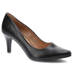 Czarne Czółenka Clasicco Damskie Eleganckie Buty. Czarne czółenka Clasicco, bez wzorów, ze skóry, biznesowe, bez obcasa, na obcasie, bez zapięcia. Za 314.99 zł.