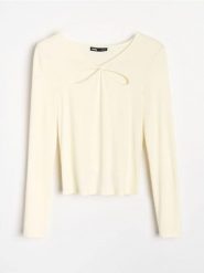 Wiskozowa bluzka - żółty. Żółte bluzki Sinsay, l, bez wzorów, z wiskozy, bez kołnierzyka, bez ramiączek. Za 35.99 zł.