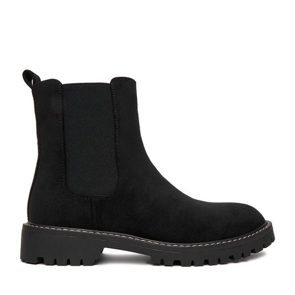 Sztyblety JENNY. Czarne botki Jenny, bez wzorów, bez obcasa, na płaskiej podeszwie, bez zapięcia. Za 159.99 zł.